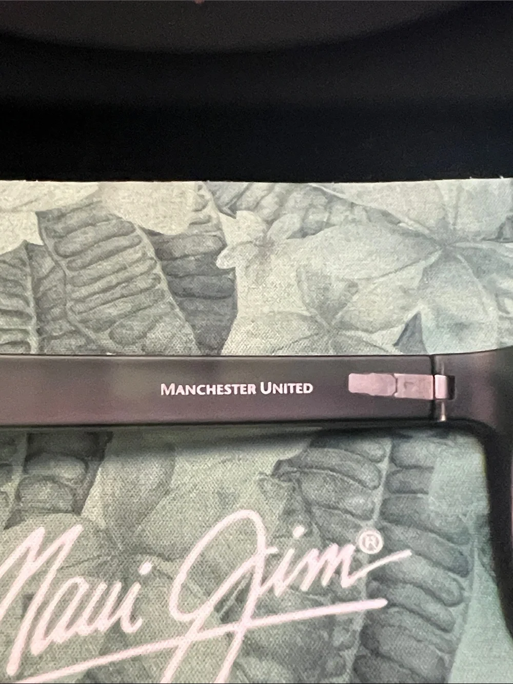 MAUI JIM , SOUTH SWELL Manchester United ,OFFICIAL sunglasses 😎 made in ITALY 🇮🇹